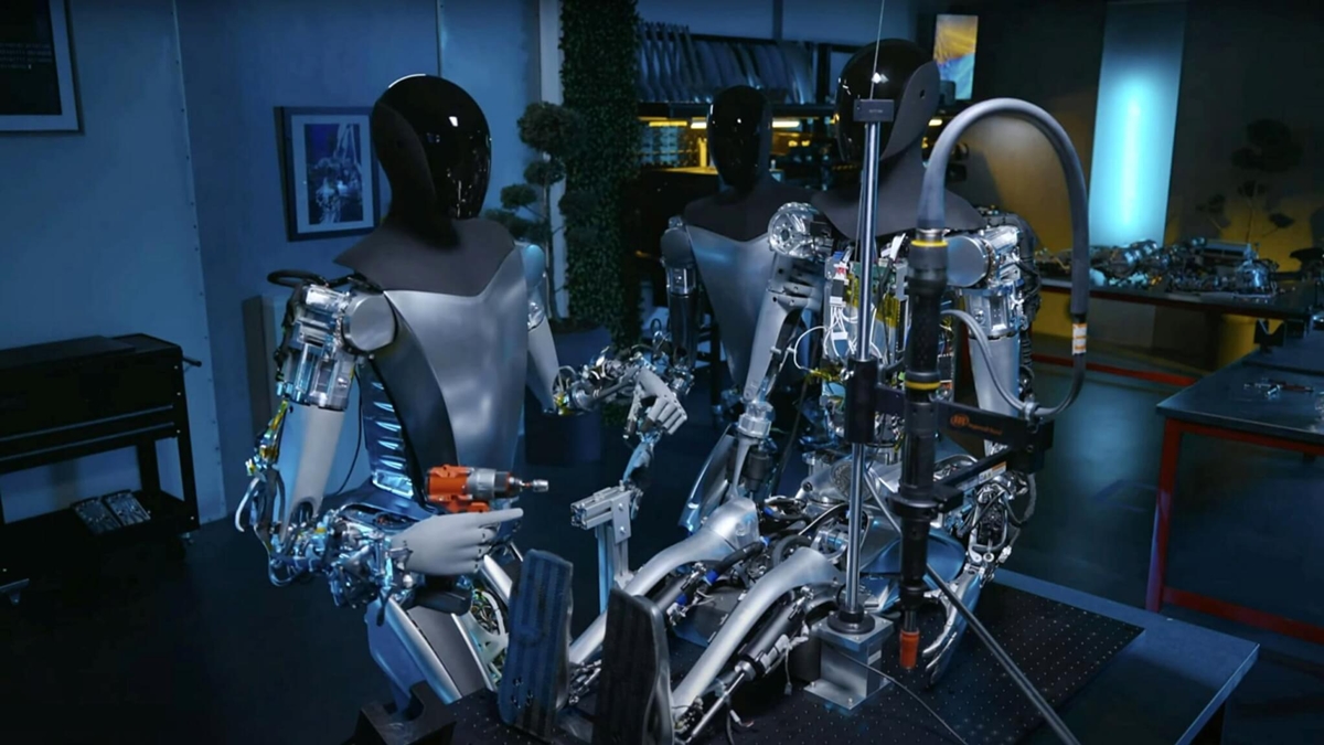 Tesla'nın Dikkat Çeken Robotunun Yeni Görüntüleri Ortaya Çıktı! (Video)