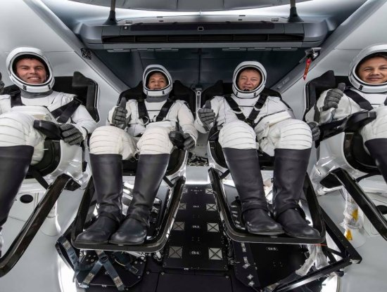 İlk Türk Uzay Yolcusu Alper Gezeravcı, SpaceX’in Eğitimini Tamamladı!