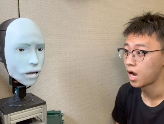 İnsanların Yüz İfadesini Taklit Eden Robot Yüz Duyuruldu: Neler Yapabiliyor? (Video)