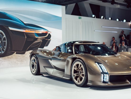 Porsche, Elektrikli Otomobil Sektöründe Devrim Yaratıyor: Mission X Konsepti Tanıtıldı!