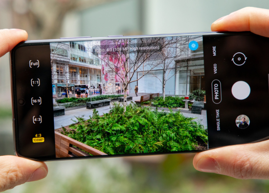 Samsung’dan Galaxy S21 FE İçin Sevindiren Haber: En Beğenilen Özelliğe Kavuştu!